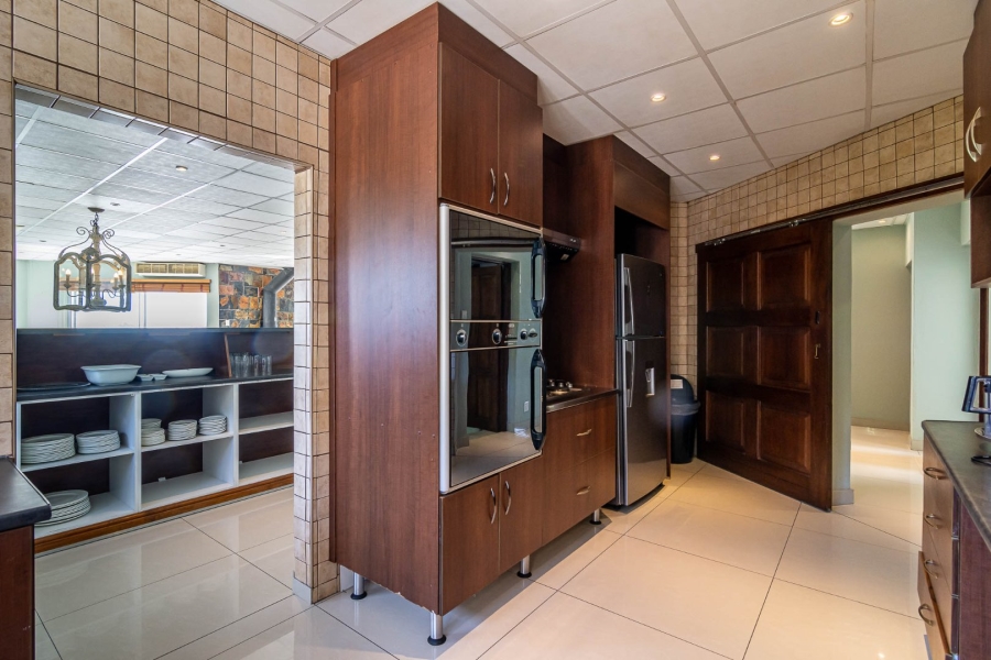 11 Bedroom Property for Sale in Gordons Bay Village Western Cape